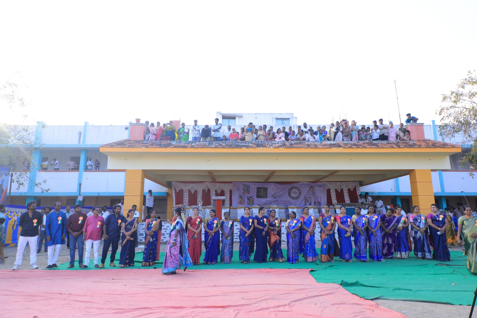 BALYA RAKSHA – The World’s Largest Human Dove Formation Through Bharatanatyam gallery image 5