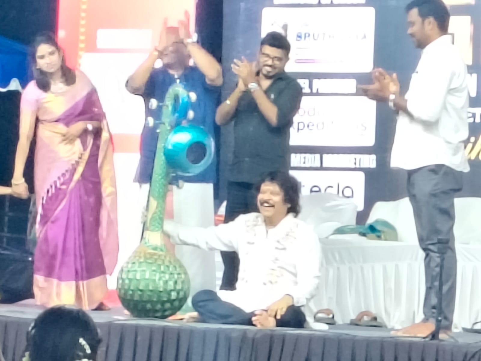 VIN THODUM VEENAI 2026 gallery image 1